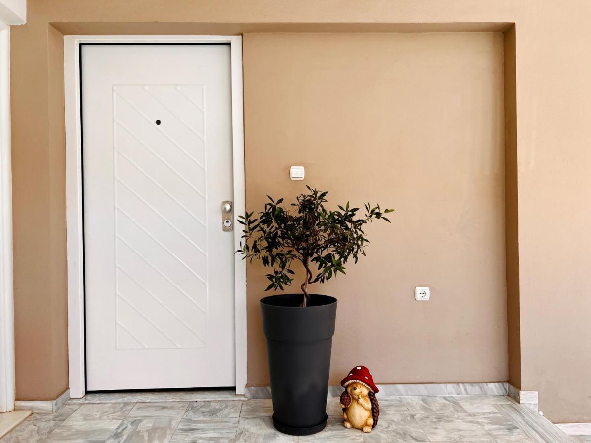 Vasilias Home Near Ath Airport โกโรปิออน ภายนอก รูปภาพ