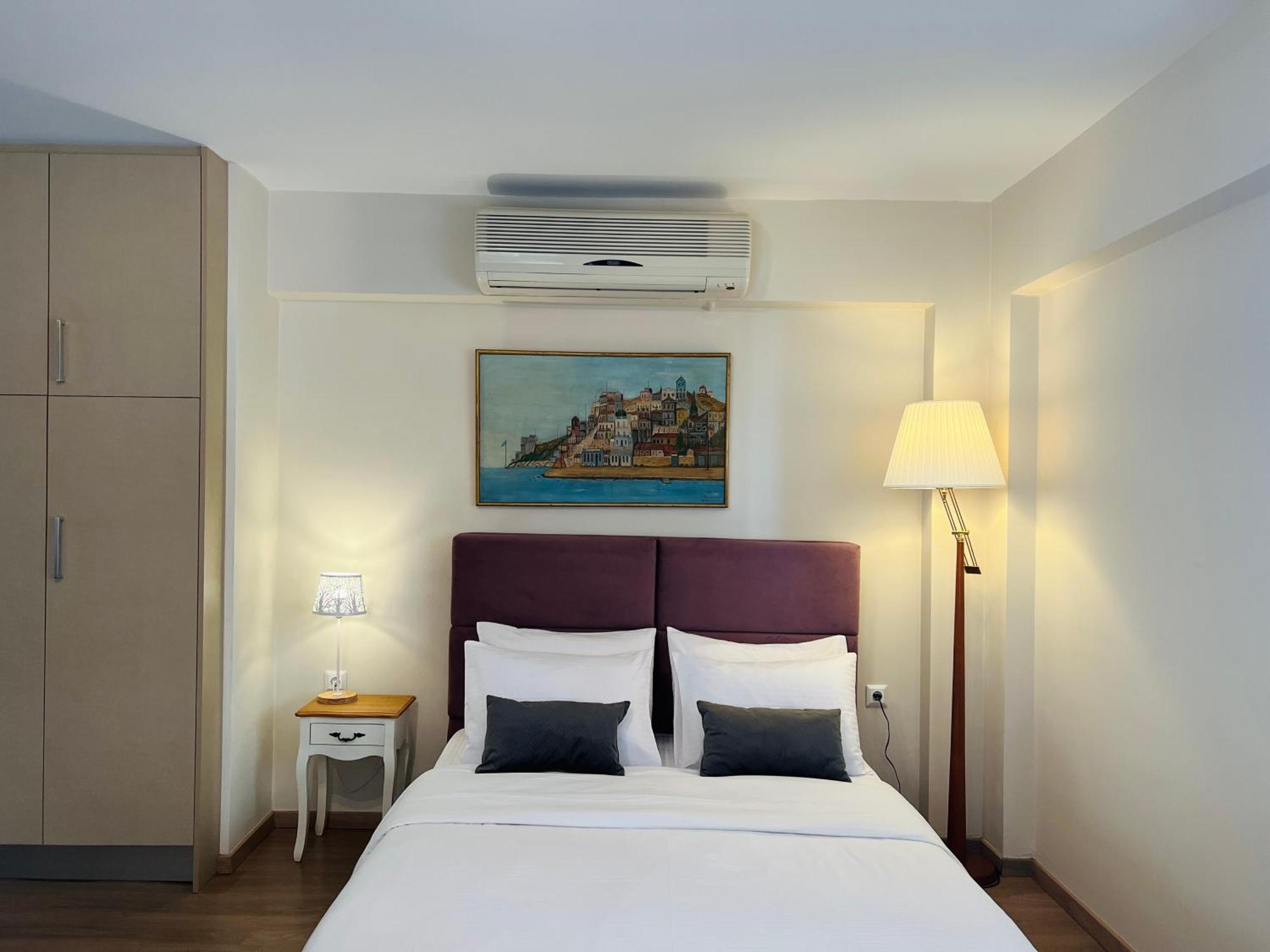 Vasilias Home Near Ath Airport โกโรปิออน ภายนอก รูปภาพ